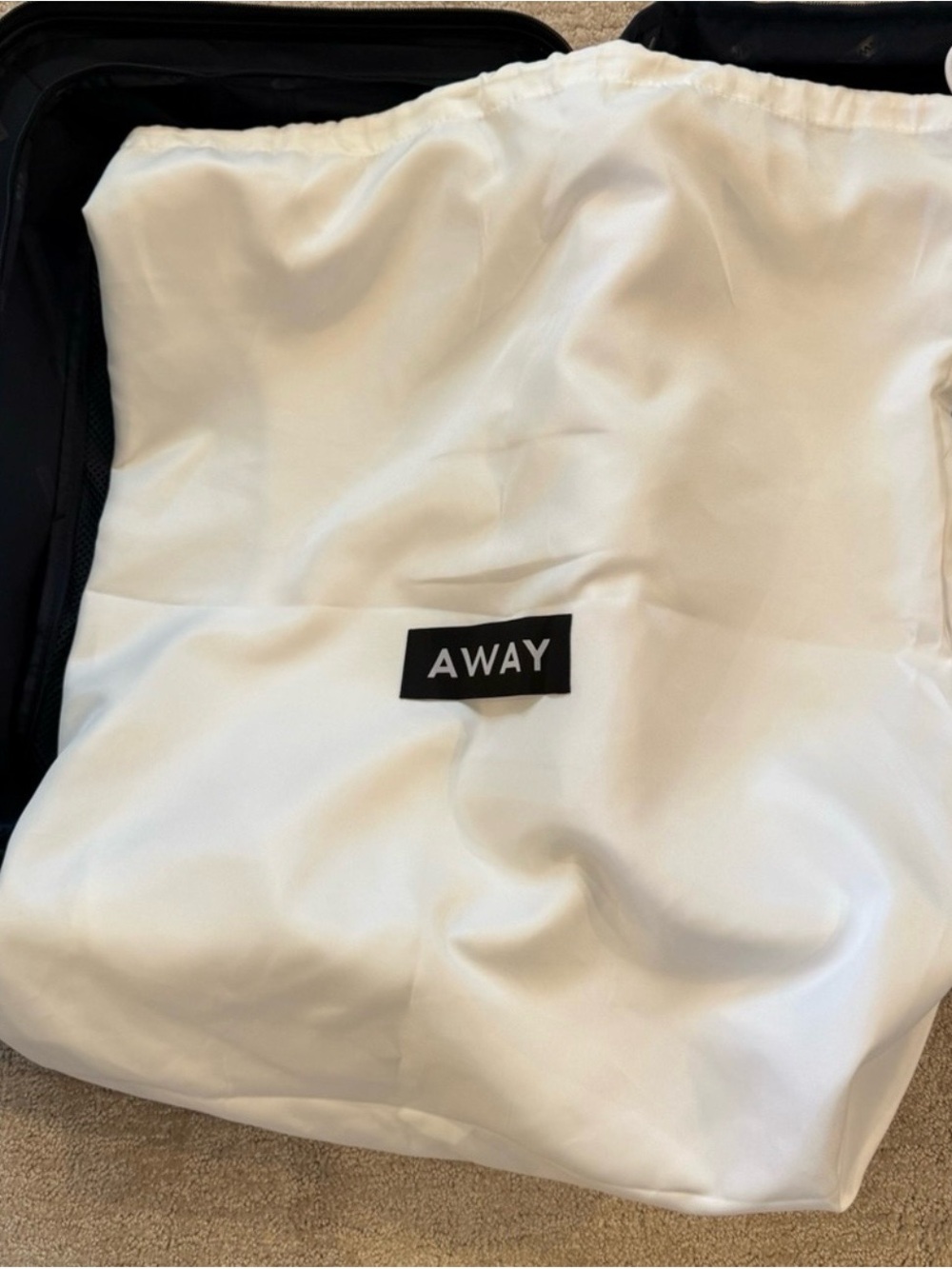 Away The Carry-On Flex – Red (Includes dust bag) - Picture 6 of 11